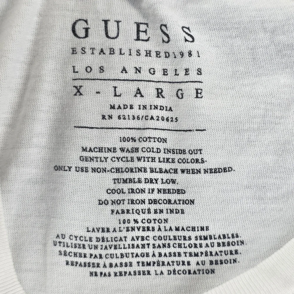 Guess T-Shirt Mens XL White‎ Embossed Grid Graphic Los Angeles Cotton Tee - Picture 5 of 8
